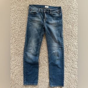 Stylish Hudson girls jeans. Size 14